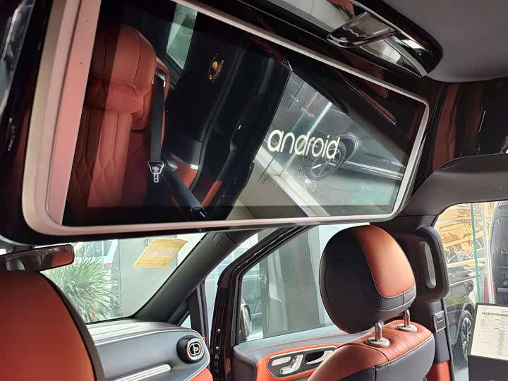 Фото 14 - Mercedes-Benz V-Class