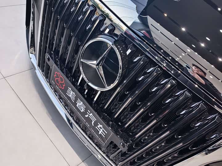 Фото 2 - Mercedes-Benz V-Class