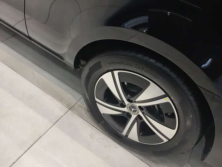 Фото 7 - Mercedes-Benz V-Class