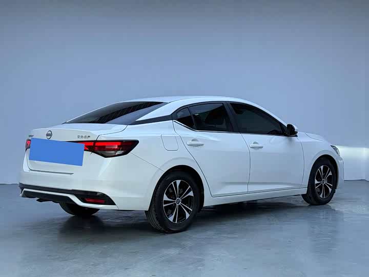 Фото 6 - Nissan Sylphy