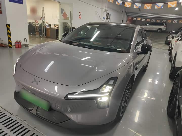 Фото 1 - XPeng Mona M03