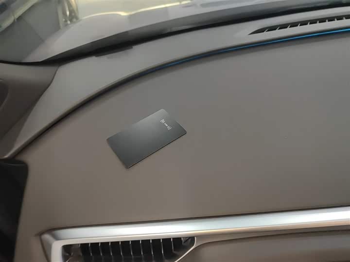 Фото 11 - XPeng Mona M03