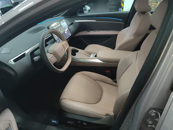 Фото 7 - XPeng Mona M03