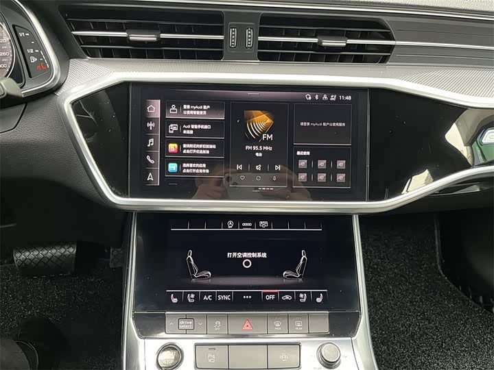 Фото 11 - Audi A6L