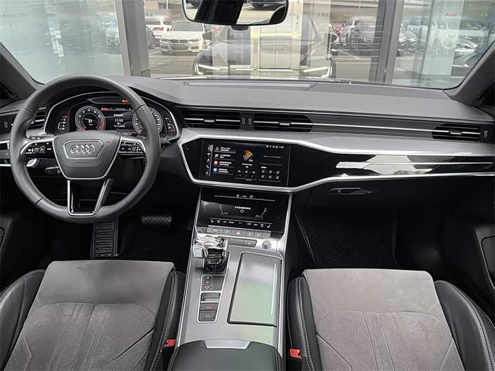 Фото 6 - Audi A6L