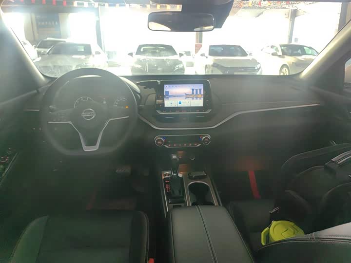 Фото 10 - Nissan Teana