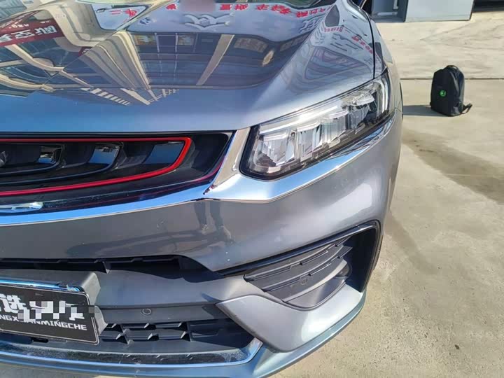 Фото 24 - Geely Tugella