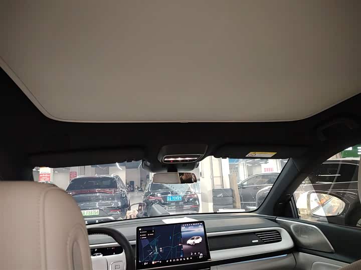 Фото 18 - XPeng G6