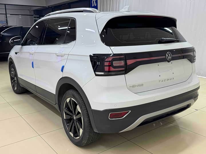 Фото 4 - Volkswagen Tacqua