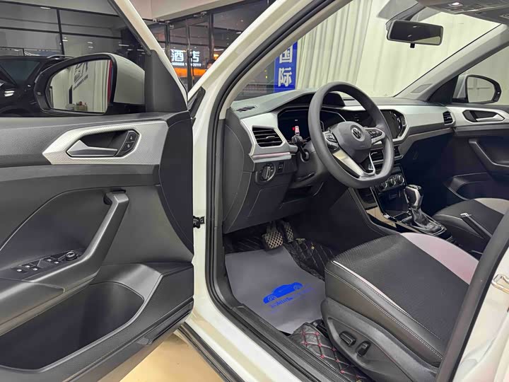 Фото 7 - Volkswagen Tacqua