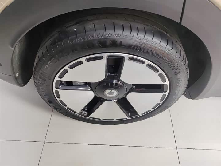 Фото 26 - Smart #5