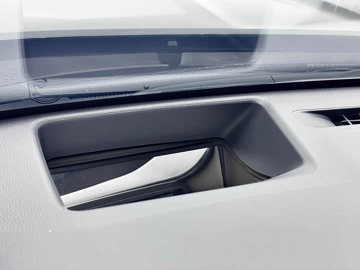 Фото 14 - Toyota Highlander