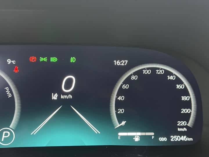 Фото 17 - Toyota Highlander