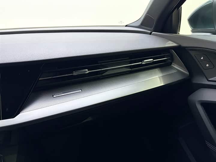 Фото 15 - Audi A3