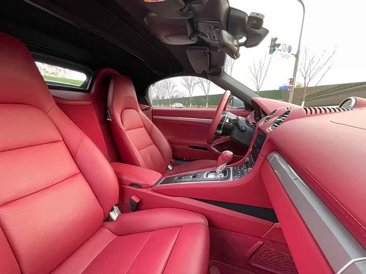 Фото 15 - Porsche 718