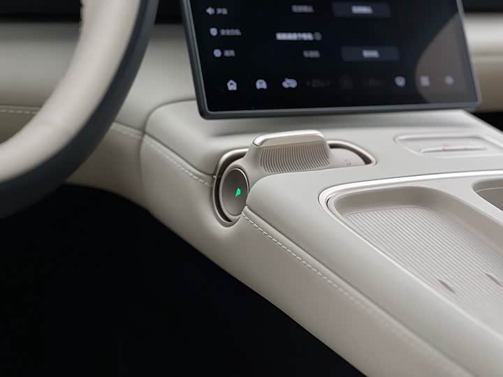 Фото 15 - Nio ES6