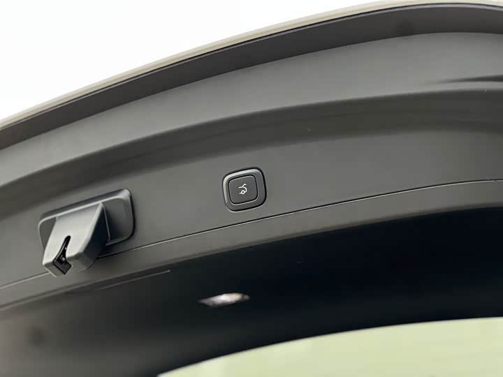 Фото 26 - Nio ES6