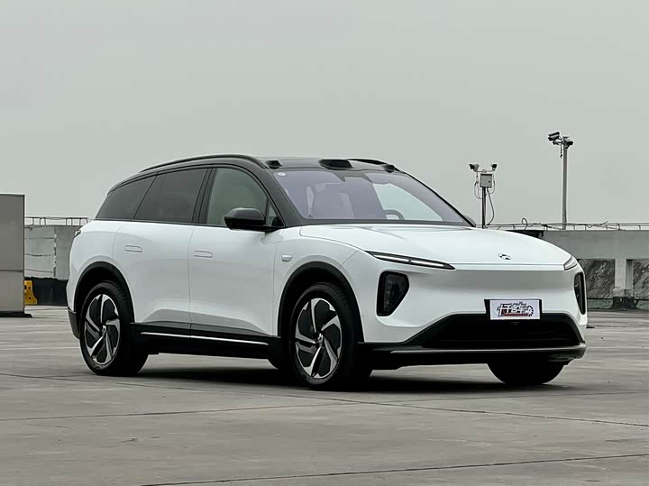 Фото 7 - Nio ES6