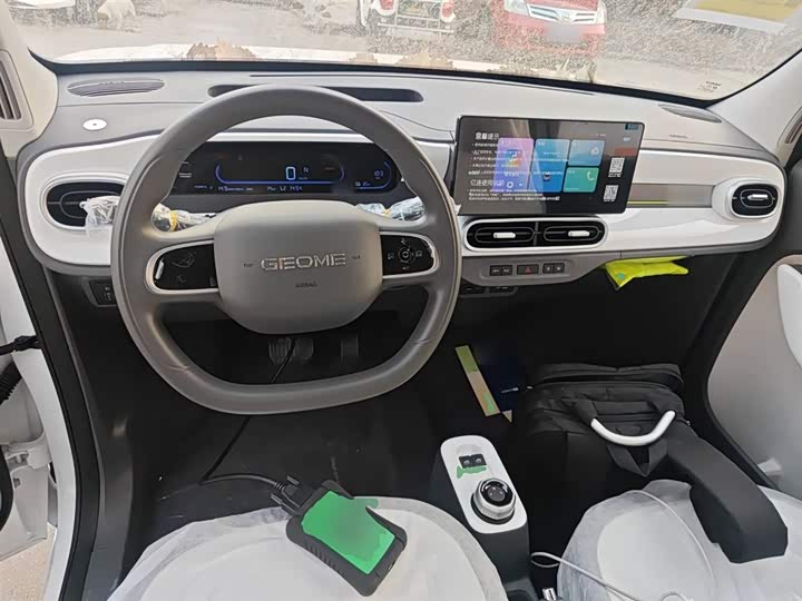 Фото 10 - Geely Galaxy Panda Mini