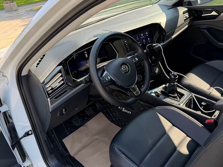 Фото 6 - Volkswagen Sagitar L