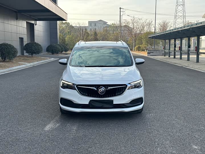 Фото 3 - Buick GL6