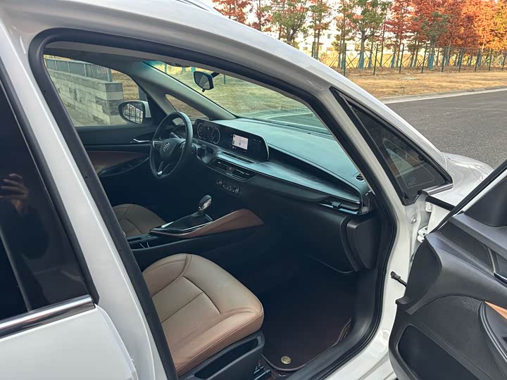 Фото 5 - Buick GL6