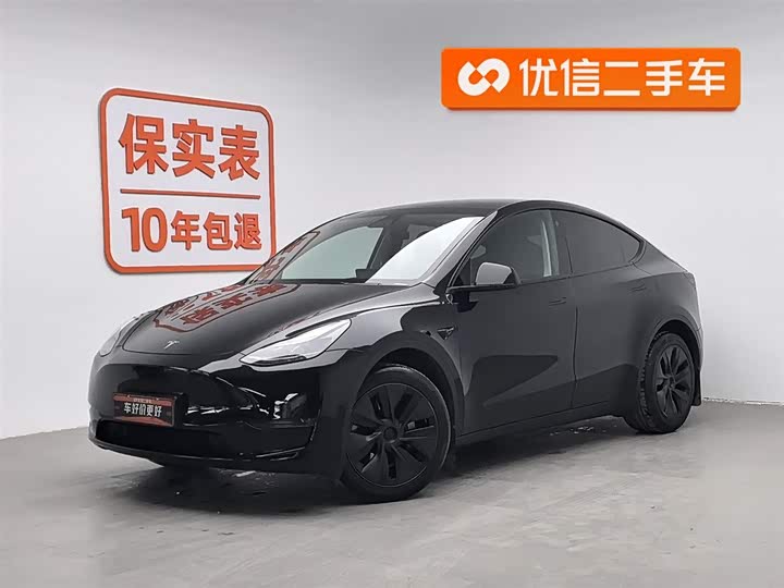 Фото 1 - Tesla Model Y