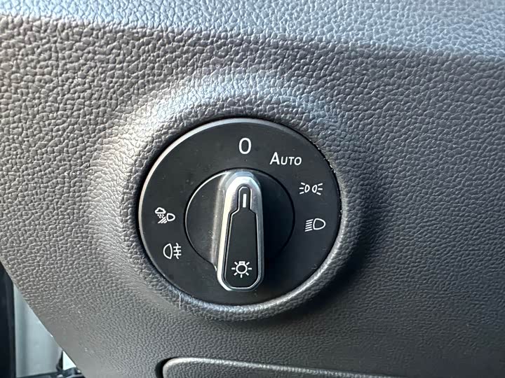 Фото 13 - Volkswagen Tayron