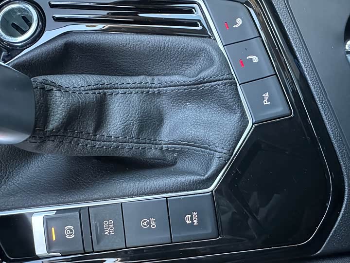 Фото 17 - Volkswagen Tayron