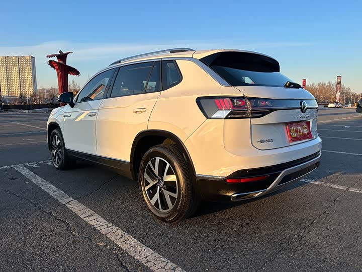 Фото 8 - Volkswagen Tayron