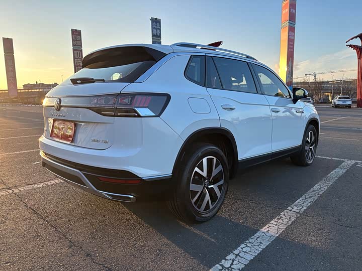 Фото 9 - Volkswagen Tayron