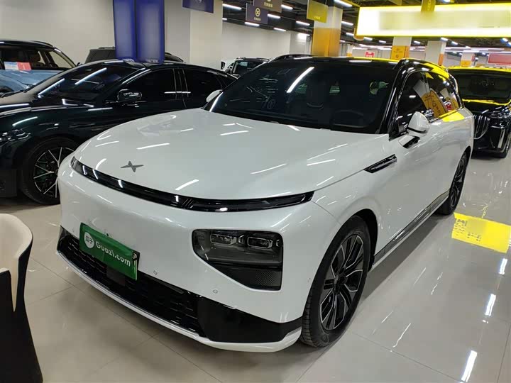 Фото 2 - XPeng G9