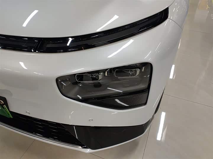 Фото 23 - XPeng G9