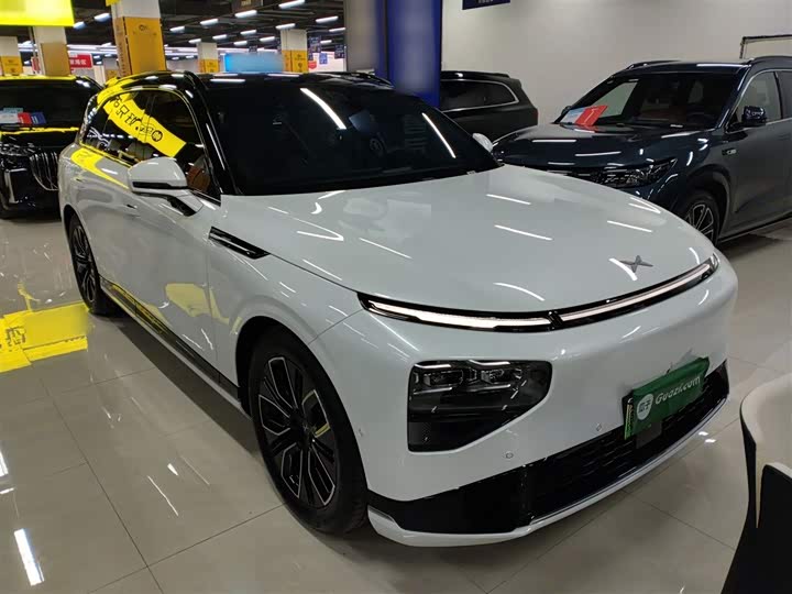 Фото 4 - XPeng G9