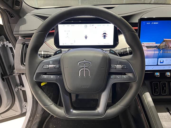 Фото 15 - BYD Song L