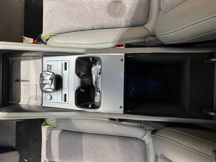 Фото 18 - BYD Song L