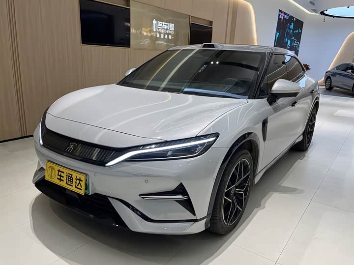 Фото 2 - BYD Song L