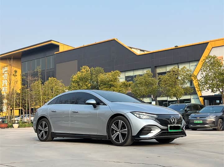 Фото 3 - Mercedes-Benz EQE