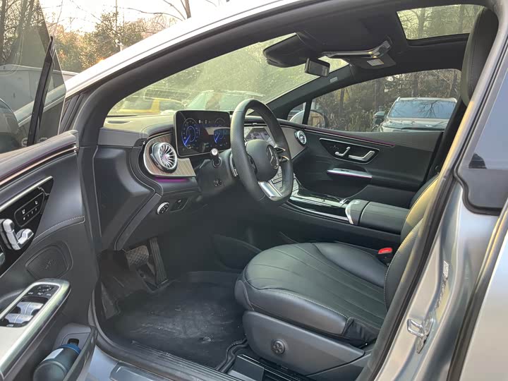 Фото 5 - Mercedes-Benz EQE