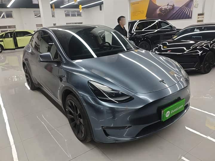 Фото 4 - Tesla Model Y