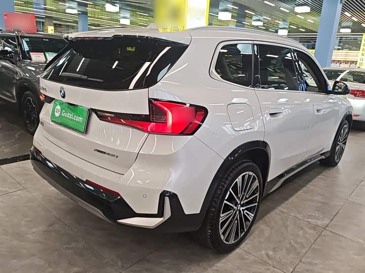 Фото 7 - BMW X1