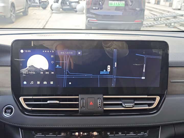 Фото 15 - Hongqi HQ9 Hybrid