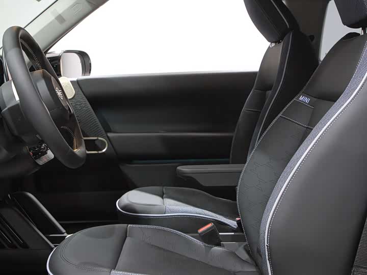 Фото 8 - Mini Cooper