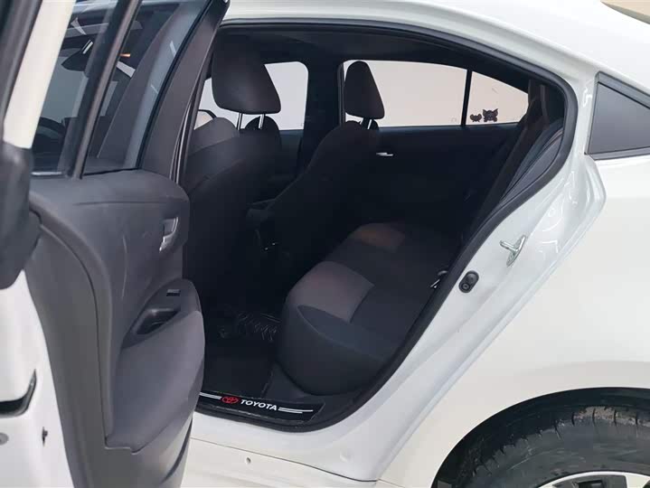 Фото 11 - Toyota Levin