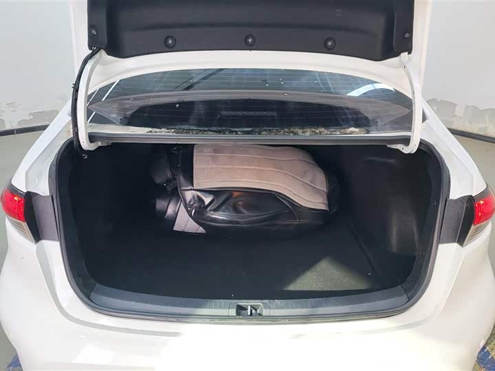 Фото 4 - Toyota Levin