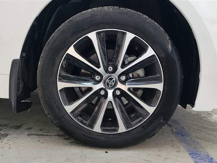 Фото 6 - Toyota Levin