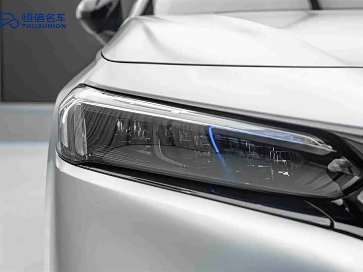 Фото 10 - Honda Civic