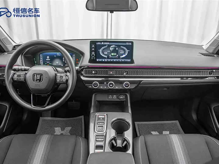 Фото 13 - Honda Civic