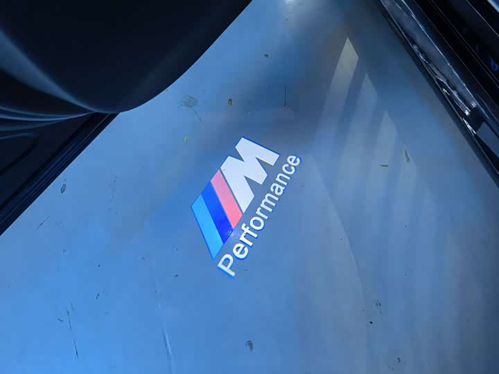 Фото 12 - BMW 7 Series