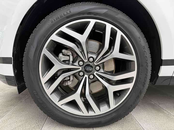 Фото 34 - Land Rover Range Rover Evoque L